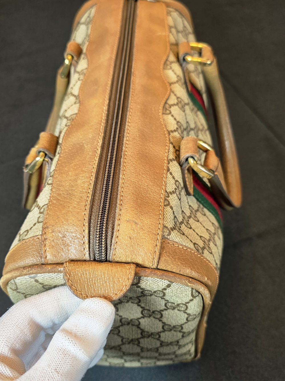 Vintage Italian Gucci Signature GG Canvas Boston Speedy Style. Comes w COA - Picture 9 of 16